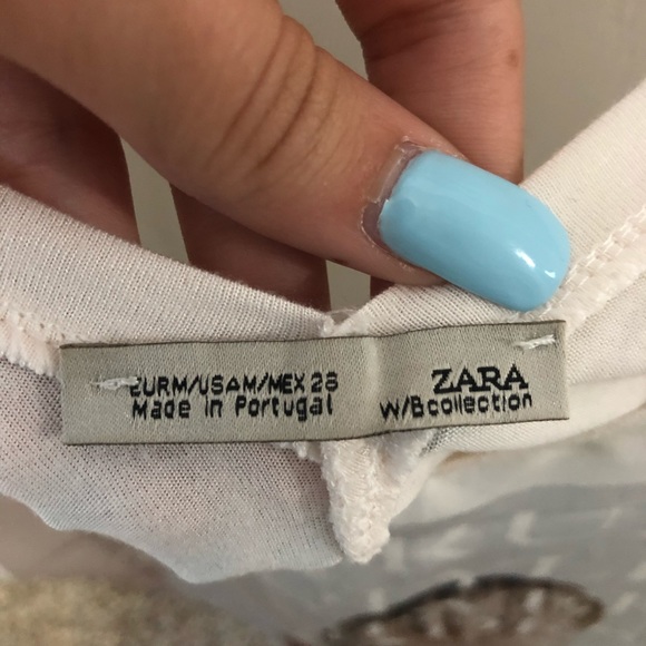 Light t shirt with open back - Picture 3 of 3